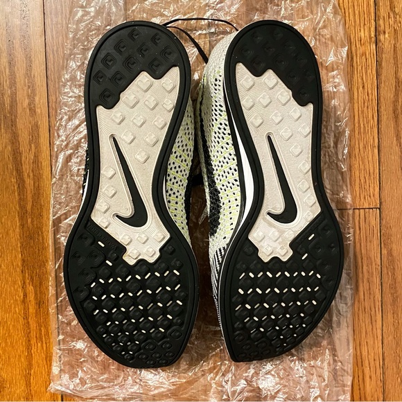 NIKE black white volt flyknit racer knit lace up sneakers shoes - Picture 7 of 8